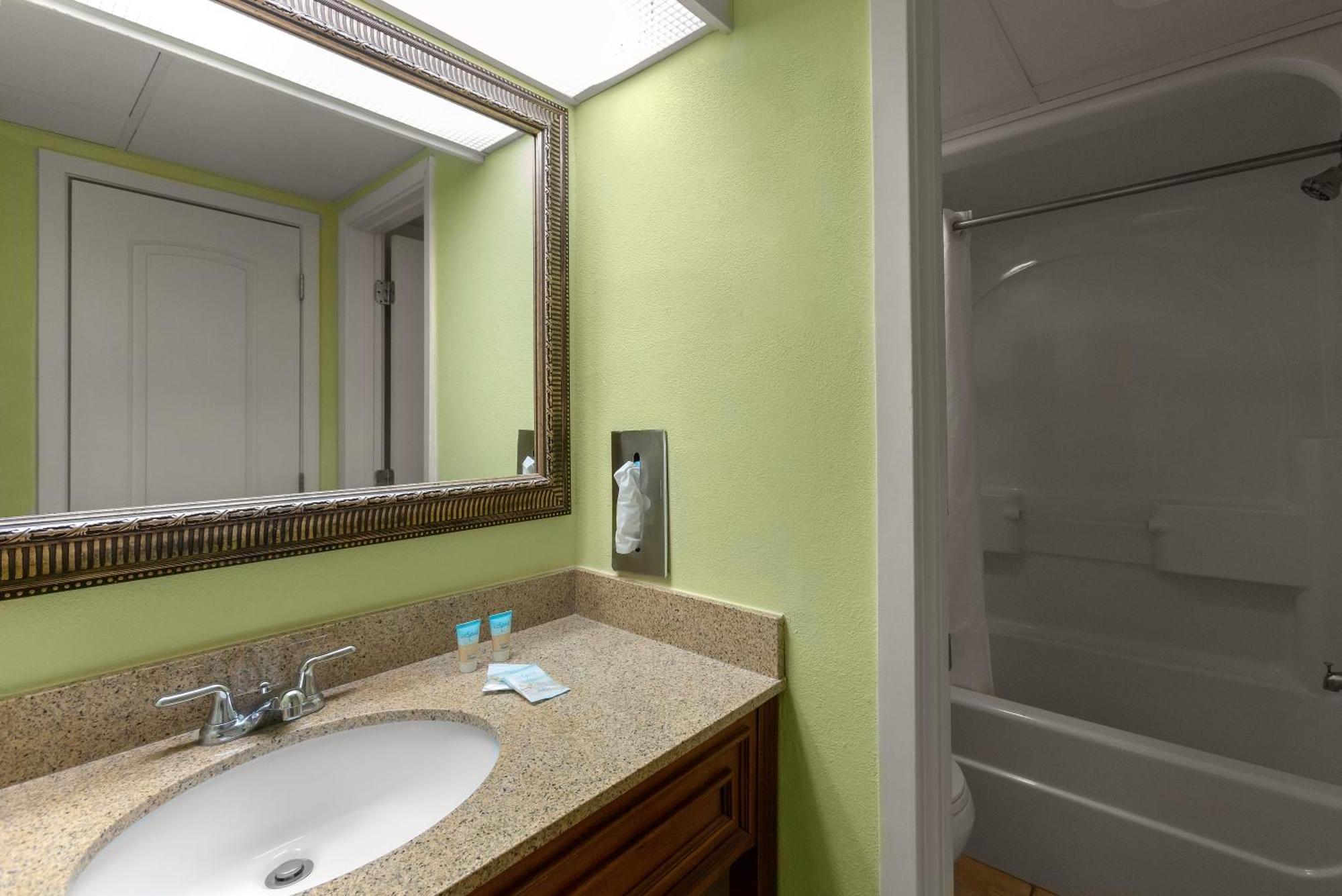 Monterey Bay Suites Myrtle Beach Bagian luar foto